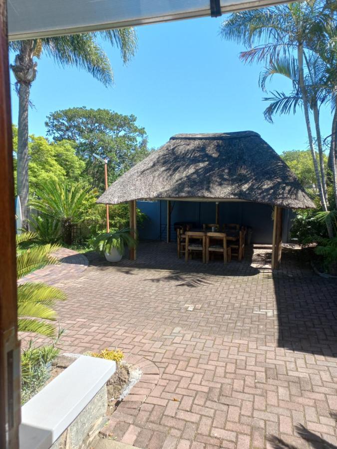 Dreamers Guesthouse - No Loadshedding King William's Town Exterior photo